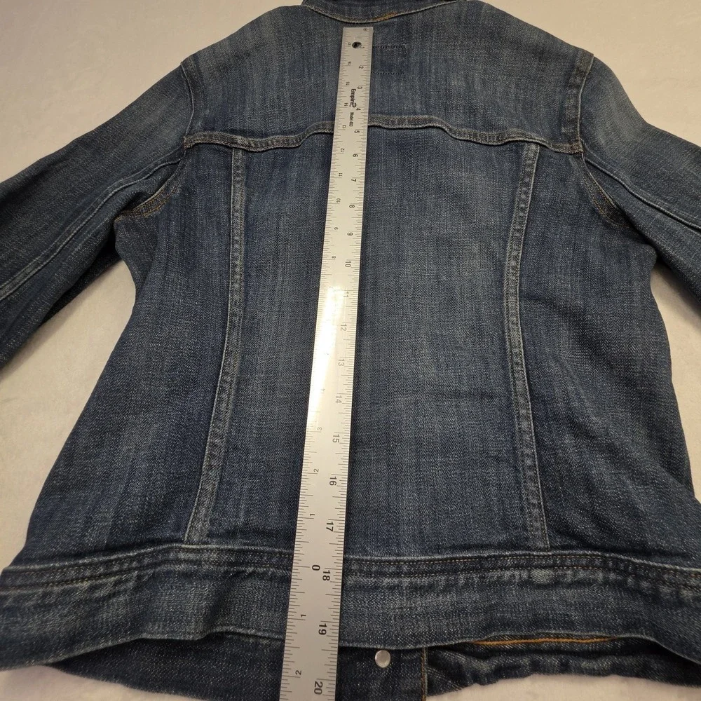 J.Crew Denim Jacket Womens Small Classic Blue Jean Button Front Trucker